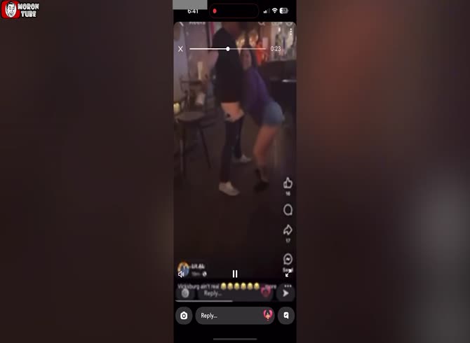 Video :An inebriated pair goes utterly crazy in a pub